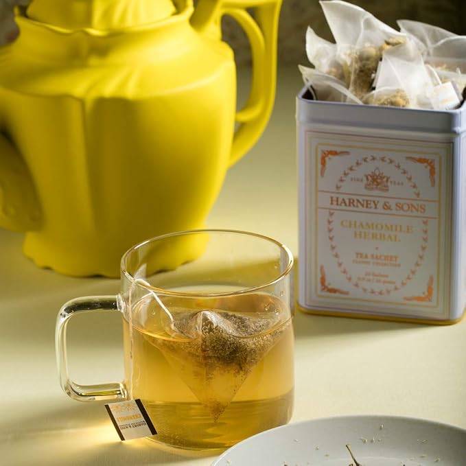 Harney & Sons Chamomile Herbal Tea, 20 Sachets in Classic Tin – Premium Egyptian Chamomile, Caffeine-Free, Relaxing Floral Herbal Tea