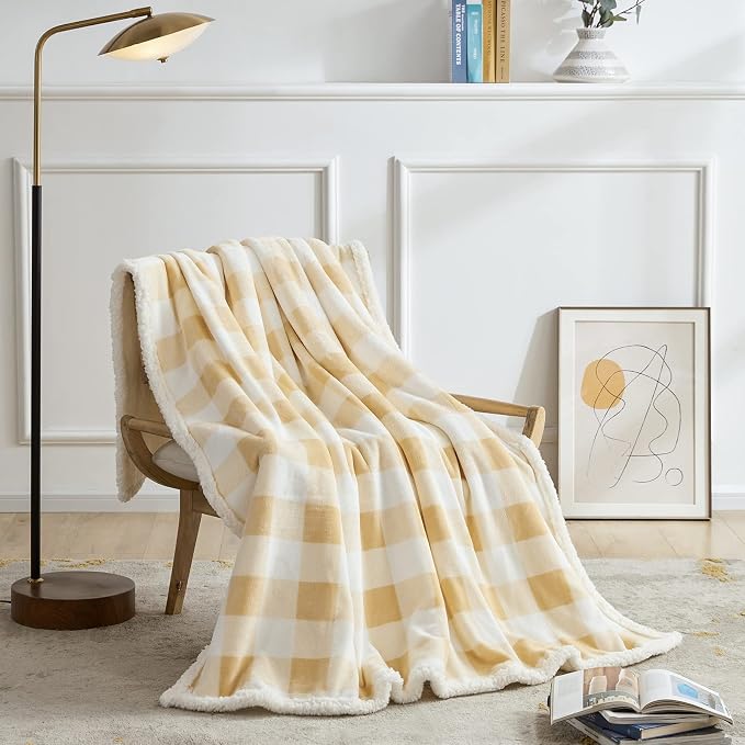 Sherpa Buffalo Plaid Twin Blanket 60" X 70", Fuzzy Fluffy Soft Cozy Throw Blanket, Fleece Flannel Plush Microfiber Blanket for Couch Bed Sofa(Beige)