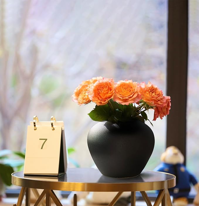 GeLive Black Ceramic Vase 7 Inch Round Farmhouse Rustic Flower Vase for Fresh/Dried Plants Table Centerpiece Minimalist Home Decor Handmade Pottery Planter Pot