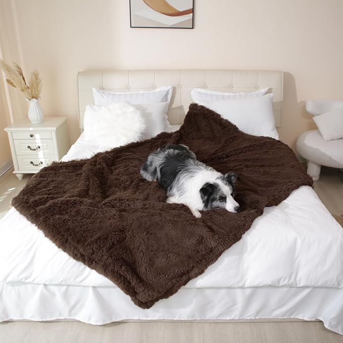 gogobunny Waterproof Dog Blanket for Couch & Furniture Protection - Super Soft Reversible Throw for Large Dogs & Cats, Calming Washable Fur & Sherpa Pet Blanket (60x80 Inch, Chocolate)