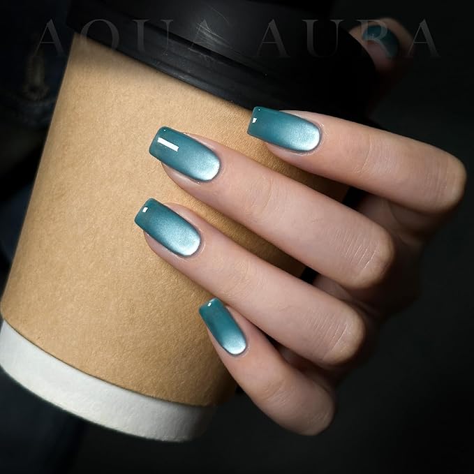 GAOY Jelly Blue Cat Eye Gel Nail Polish, 16ml Glitter Holographic Nail Polish with Magnet, Reflective Translucent UV Gel, 2986 Aqua Aura