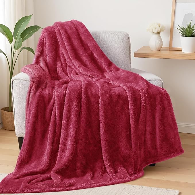Exclusivo Mezcla Fuzzy Large Fleece Throw Blanket for Couch, Deep Red | 50x70 Inches, Super Soft and Cozy Throw, Plush Fluffy Blanket for Sofa, Bed, Bedroom, Home Decor, All Season