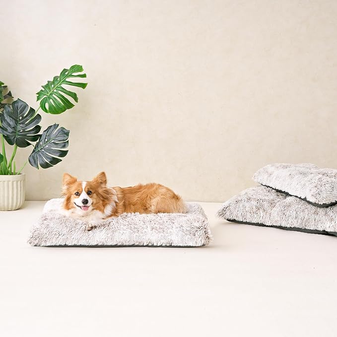 EHEYCIGA Fluffy Dog Crate Bed for Large Dogs, Plush Faux Fur Pad, Brown | Calming Anti Anxiety Large Dog Crate Bed, Washable Soft Warm Mat with Non-Slip Bottom