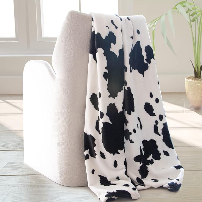 Cow Print Blanket Warm Plush Cute Black Cow Throw Blanket Soft Fleece Flannel Lightweight Throw Blankets Sofa Couch Bed Travel Cow Bedding Room Decor for Kids Teens Adults 40"x50"