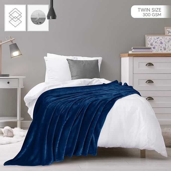 Utopia Bedding Ultra Soft Fleece Bed Blanket Twin Size Navy (90x66 Inches) | Microfiber Plush Warm Lightweight Breathable Cozy Blanket Anti-Static, All Season Use, Gift for Women and Men