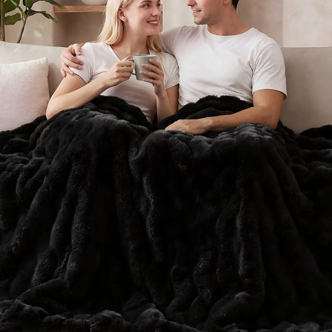 ORINOVA Faux Fur Black Thick Soft Throw Blanket 60X80 for Bed Couch Gift Office Chair Bunny Faux Rabbit Fur Blanket Decorative Warm Throw Blanket 860 GSM