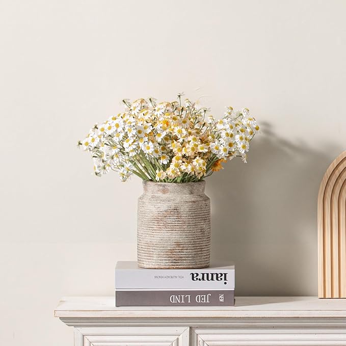 Ceramic Flower Vase 6.5 inch Farmhouse Rustic Vase for Home Decor Handcrafted Pottery Vase Small Terracotta Vases for Dining Table Decor Fireplace Living Room Bathroom Wedding Centerpiece(S-Terra)