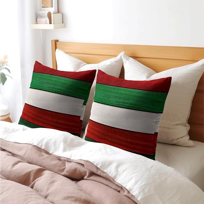 Kawani Vintage Wood Christmas Pillow Covers 22x22 Inches, 2 Pcs Red Green Rustic Wooden Xmas Decorative Pillowcase Cotton Linen Square Cushion Case for for Home Holiday Party Sofa Couch