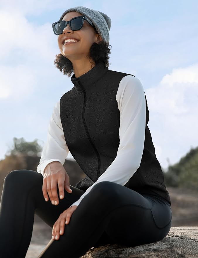 MAGCOMSEN Women's Fleece Vest Outerwear Sleeveless Lightweight Zip Jackets Warm Soft Vests with Zipper Pockets