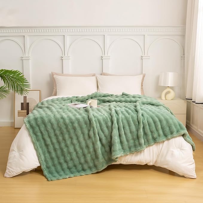 YUSOKI 3D Fleece Bubble Twin Size Blanket, Sage Green, 60"x80" | Ultra Soft, Non-Shedding, Lightweight for All Season Use, stays fluffy after repeated washes, Perfect Gifts, Machine Washable