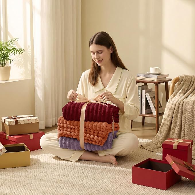 HIMEET Dusty Purple Throw Blanket for Couch, 300GSM Ribbed, 50 x 60 Inches | Ultra Soft Flannel, All-Season Lightweight Warmth, Home Room Decor & Dorm Essential, Gift for Men & Women, Machine Washable
