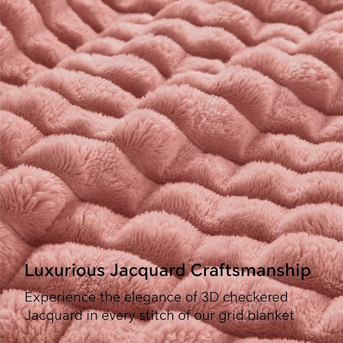 BEDELITE Dusty Pink Checked Fleece Twin Throw Blanket for Bed, 60x80 Inch | Soft Warm Fuzzy Fluffy Blanket for Couch Sofa, Lightweight Plush Cozy Throws for Home Room Decor, Gift for Women, All Season