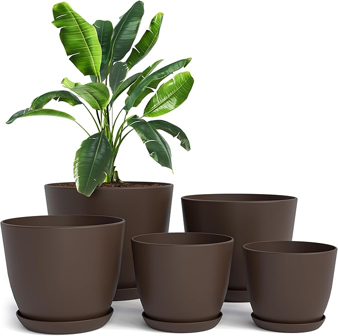 Plant Pots Indoor with Drainage, 5 Pack Multi-Size Planters Set, Brown | Drainage holes included Multiple sizes 7/6.6/6/5.3/4.8 In Indoor plants and flowers Durable plastic construction