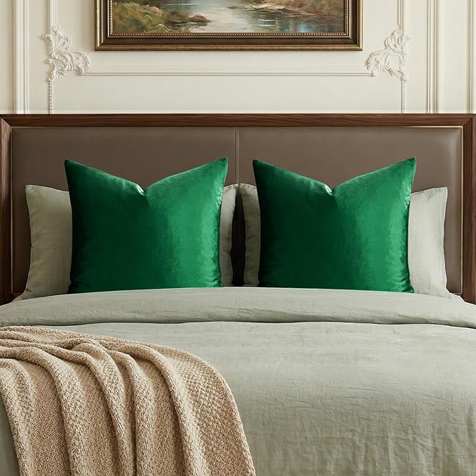 GIGIZAZA Green Velvet Pillow Covers 26x26 Decorative Pillows Pack of 2 | Throw Pillows for Couch,Euro Sham,280gsm Soft Textured Fabric,Modern Pillowcases,Luxury Cushion Covers