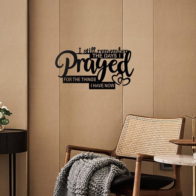 Resama Inspirational Bible Verse Wall Decor - “I Still Remember the Days I Prayed for What I Have Now” - Rustic Farmhouse Style Metal Plaque for Christian Living Room and Church Wall Art(15.7x8.4)
