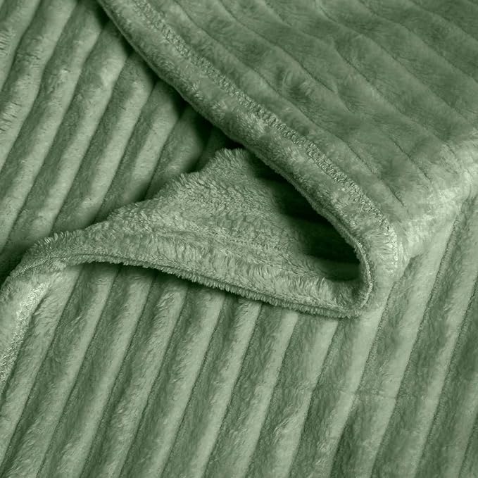 Vessia Flannel Fleece Throw Blanket for Couch,Sofa,Bed, 300GSM Microfiber Sage Green Striped Chair Blanket for Adults and Kids, Super Soft Warm Cozy Lightweight Ribbed Throw for All-Season