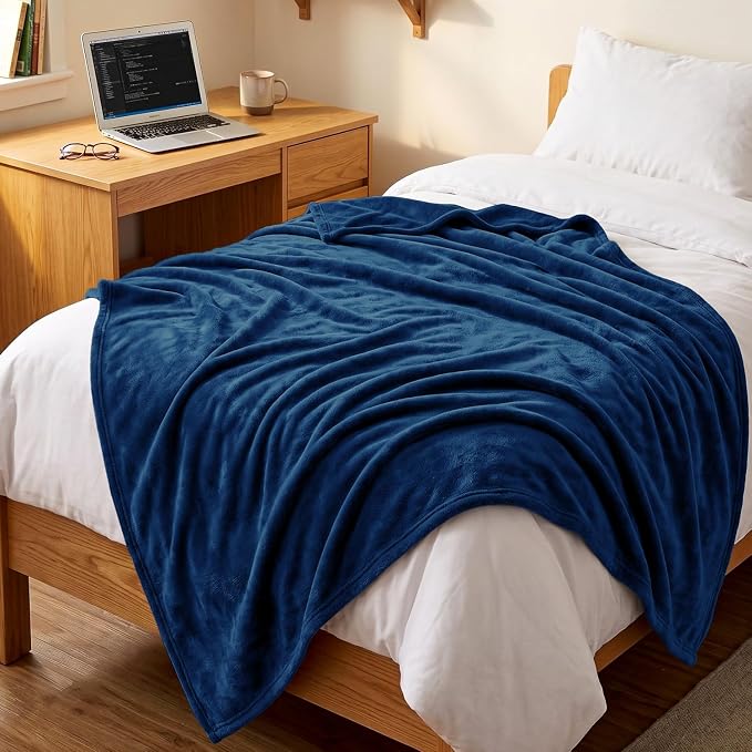 Utopia Bedding Ultra Soft Fleece Bed Blanket Twin XL Size Navy (90x76 Inch) | College Dorm Room Essentials for Girls and Guys, Microfiber Plush Warm Lightweight Breathable Cozy Blanket Anti-Static