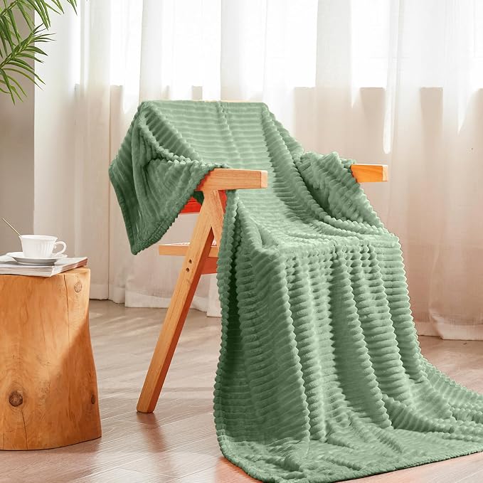 Vessia Flannel Fleece Throw Blanket, 300GSM Cozy Sage Green Striped Throw for Couch, Sofa and Bed, Warm and Soft Cozy Green Microfiber Ribbed Blanket for All Season(50x40inch)