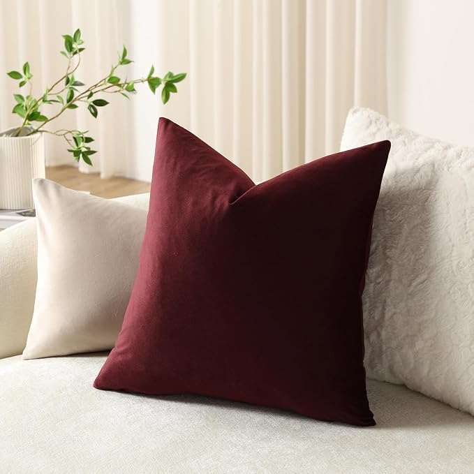 Throw Pillow Covers 18x18 Burgundy: Pack of 2 Cozy Soft Velvet Square Modern Luxury Decorative Throw Pillow Cases for Sofa Couch Living Room Bed Home Decor