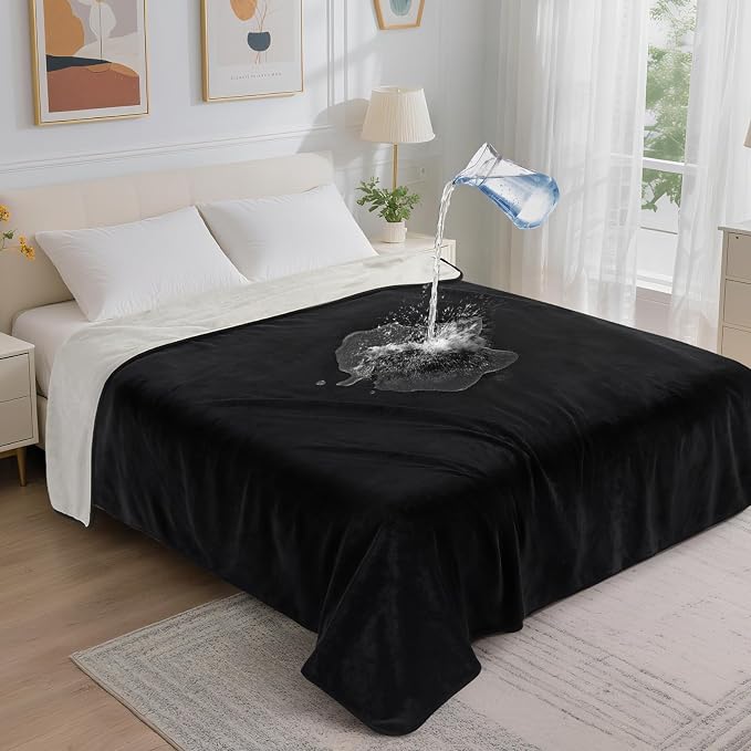 LOOBANI Waterproof Blanket for King Bed, Reversible Flannel 85"x108", Black | Waterproof Dog Blankets for Large Dogs, Spill-Proof Couch Cover for Family Movie Nights, Camping, Travel, Noise Free