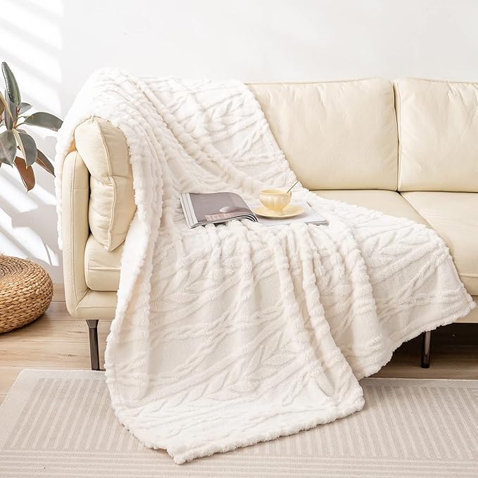 YUSOKI Sherpa Fleece Large Throw Blanket,Ivory, 50"x65" | 3D Stylish Design,320GSM, Non-Shedding, Lightweight for All Season Use, stays fluffy after repeated washes, Perfect Gifts