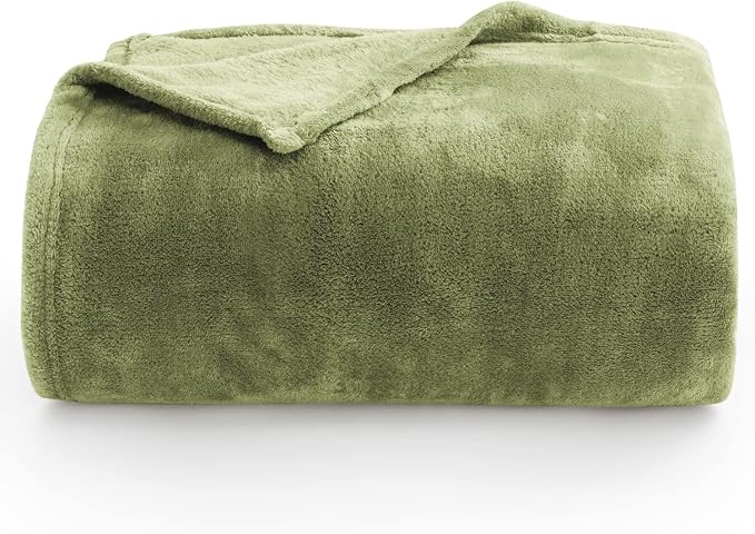 BEDELITE Fleece Blanket Soft Plush Throw for Couch Dusty Green 50"x60" | Ultra Soft Fleece, Plush Microfiber, Lightweight Warmth, All Season Comfort, Fade Resistant, Machine Washable, Couch Sofa Bed
