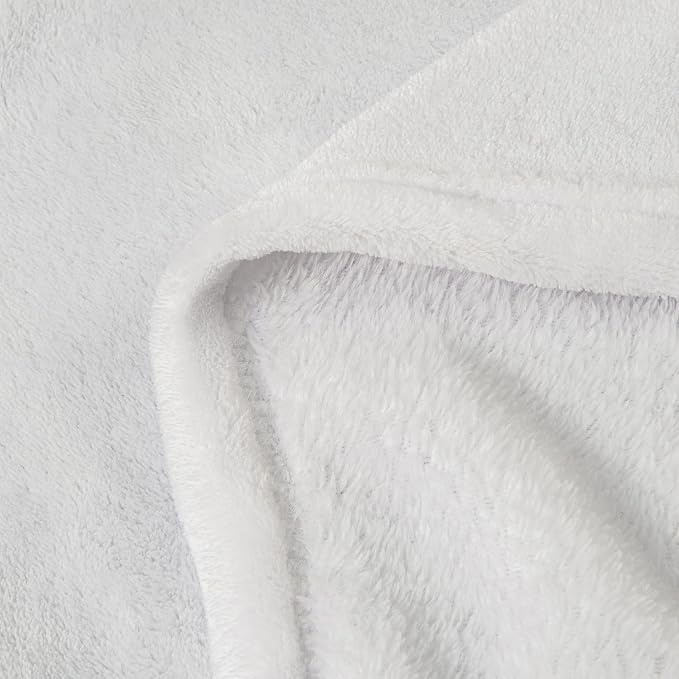 BEDELITE Fleece Blanket Soft Plush Throw for Couch White 50"x60" | Ultra Soft Fleece, Plush Microfiber, Lightweight Warmth, All Season Comfort, Fade Resistant, Machine Washable, Couch Sofa Bed