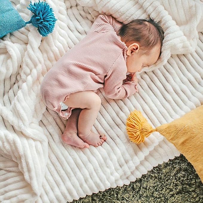 DISSA Fleece Blanket Queen Size – 71x80, Beige - Soft, Plush, Fluffy, Fuzzy, Warm, Cozy – Perfect Throw for Couch, Bed, Sofa - with Pompom Fringe - Flannel Blanket
