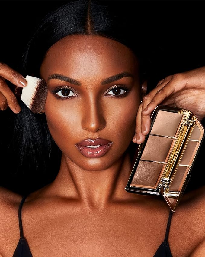 Hourglass Ambient Lighting Palette. Three-Shade Highlighting Palette for Your Best Complexion.Cruelty-Free and Vegan. VOL 2
