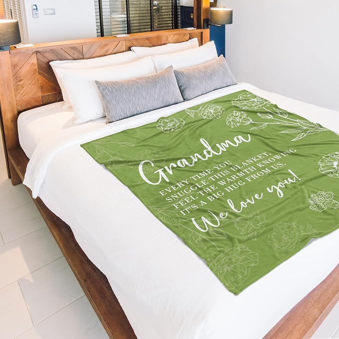 GiltGlimmer Grandma Gifts, Grandma Floral Blanket 50" x 60", Grass Green | Birthday Gifts for Grandma from Grandkids, to My Grandmother Soft Flannel Throw Blanket for Christmas Mothers Day