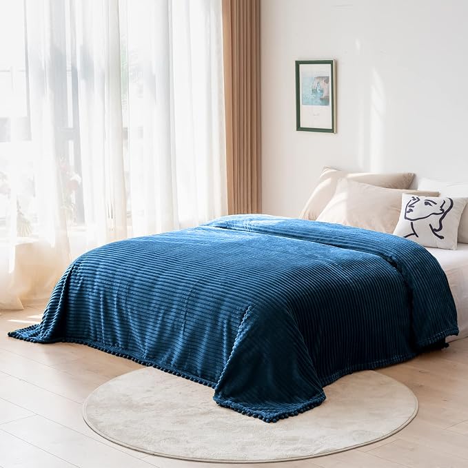 DISSA Fleece Blanket Queen Size – 90x90, Blue - Soft, Plush, Fluffy, Fuzzy, Warm, Cozy – Perfect Throw for Couch, Bed, Sofa - with Pompom Fringe - Flannel Blanket