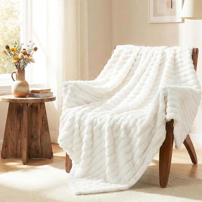 HIMEET Off White Oversized Throw Blanket, 300GSM Ribbed Fleece, 50 x 70 in | Ultra Soft Flannel, All-Season Lightweight Warmth, Extra Coverage for Couch Lounging, Home Room Decor, Machine Washable