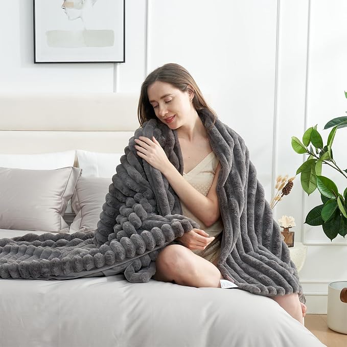 Faux Fur Throw Blanket for Couch, Cozy Fuzzy Fluffy Fur Luxurious Soft Striped Plush Gift Blankets for Family Sofa Chair Bedroom, 60"x80", Charcoal Grey