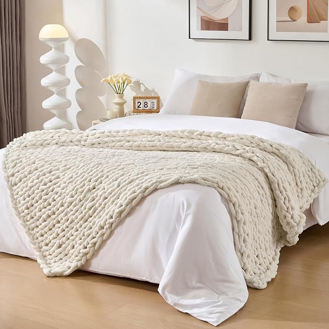 Bigacogo Chunky Knit Throw Blanket for Couch, 40x80 inches, Vintage White | Hand Knit with Jumbo Chenille, Soft Breathable Cable Knit for Sofa Bed Living Room, Machine Washable, Gift for Mom Friend