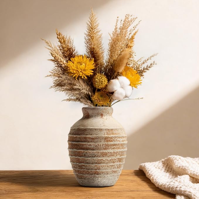DOWAN Ceramic Flower Vase, Decorative Pampas Vase for Home Decor, Modern Farmhouse Pottery Vase for Living Room Table Kitchen Bedroom Coffee Desk Entryway Mantel Book Shelf (Brown, 6.6 INCH)