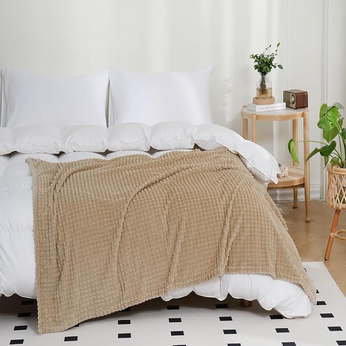 Puncuntex Fleece Throw Blanket Khaki 108"×90" with Square Grid Design | Super Soft Plush Cozy Flannel Throw Blanket Luxury for Couch Sofa Chair