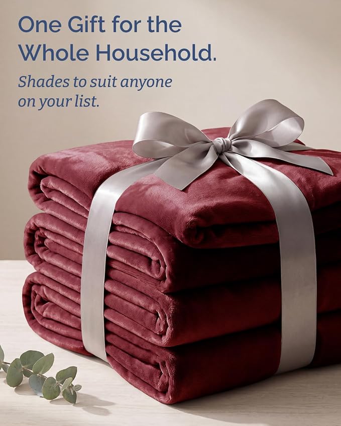 Ultra Soft Fleece Blanket Giant Blanket Size - Flannel Fleece Luxury Blanket - Lightweight for Couch Bed Chair - Thick, Warm and Breathable - All Season Cozy, Burgundy