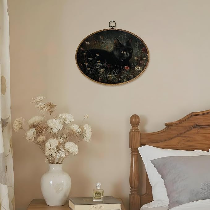 LKETW Vintage Black Cat Floral Oval Wall Art Decor, Dark Academia Cottagecore Black Cat Oval Canvas Hanging Decor, Rustic Moody Botanical Wall Decorations for Home Living Room Bedroom, 11.4x8.6 Inch