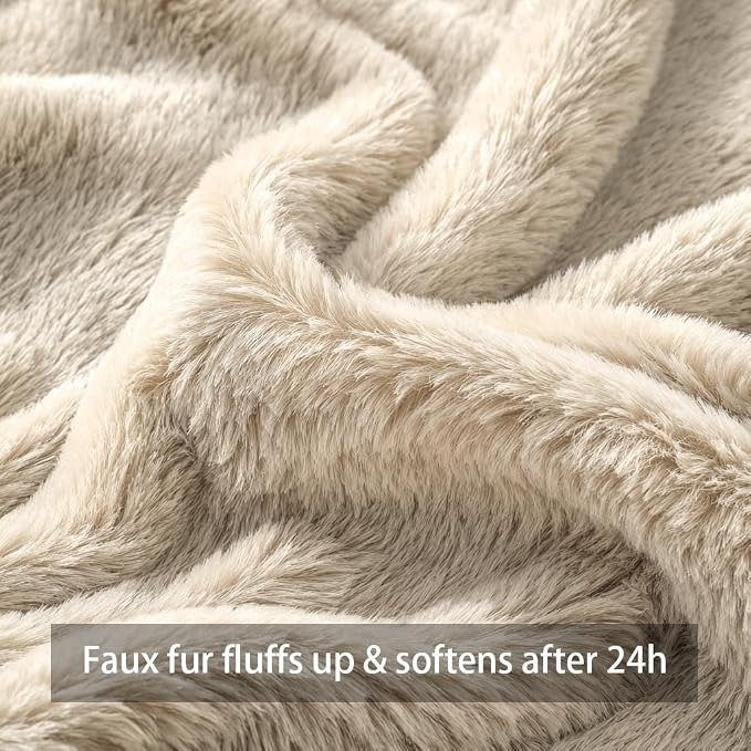 Fall Pumpkins Decorative Lumbar Pillow Covers 12x20 Set of 2, Beige Soft Plush Faux Fur Wool Farmhouse Throw Cushion Cases for Autumn Thanksgiving Holiday Home Decorations