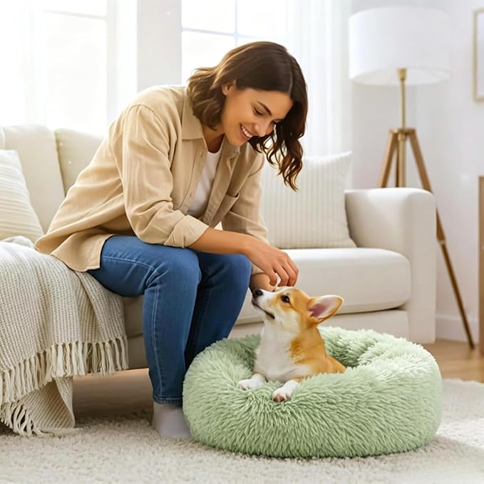 Calming Donut Dog and Cat Bed for Indoor Cats, Anti-Anxiety Round Fluffy Soft Washable Small Pet Bed for Puppy and Kitten, Warming Comfortable Luxury Anti-Slip Waterproof Mute Base 20in Green