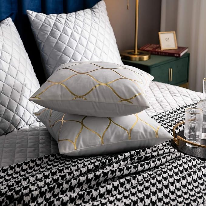 Gold Velvet Throw Pillow Covers Off White: 2 Pack 20x20 Inch Square Decorative Pillow Cases for Bedroom Sofa Couch Living Room