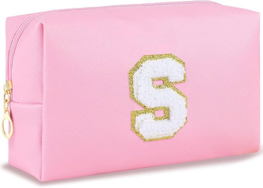 URSKYTOUS Patch Makeup Bag Travel Small Cosmetic Bag Pink PU Makeup Pouch Zippered Personalized Preppy Initial Skin Care Stuff Bag for Women Birthday Gift Teen Girl Gifts Trendy Stuff(S)