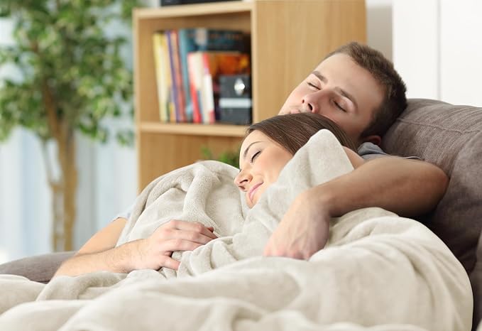 Utopia Bedding Ultra Soft Fleece Bed Blanket King Size Linen (90x102 Inch) | Microfiber Plush Warm Lightweight Breathable Cozy Blanket Anti-Static, All Season Use, Gift for Women and Men