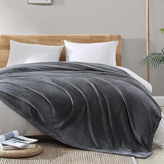 Hansleep Throw XL Grey Fleece Blanket, Soft Flannel Bed Blanket | Fuzzy Cozy Blanket 50x70 Inches, Multi-use for Bed, Sofa, Couch, Travel, Camping, All Season Warm Lightweight Cover