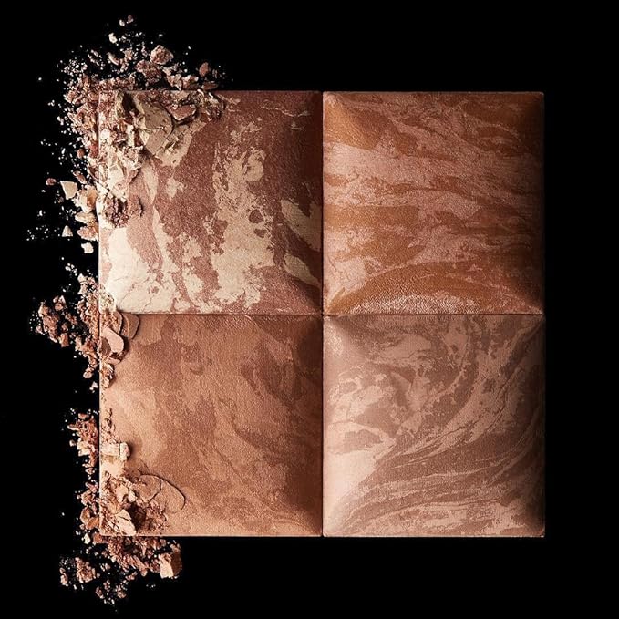 Hourglass Ambient Lighting Bronzer in Luminous Bronze Light. Highlighting Bronzer for a Natural Sun-Kissed Glow. Vegan and Cruelty-Free.