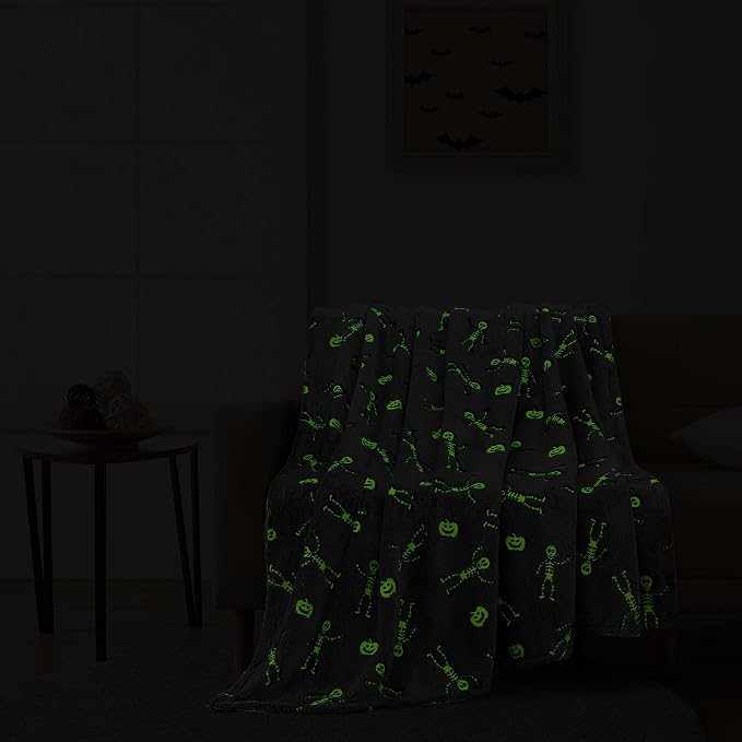 Halloween Glow in the Dark Throw Blanket: Skeletons and Jack O Lantern Pumpkins on Grey Velvet Fleece for Sofa Bed Couch Chair Dorm (Style 1)