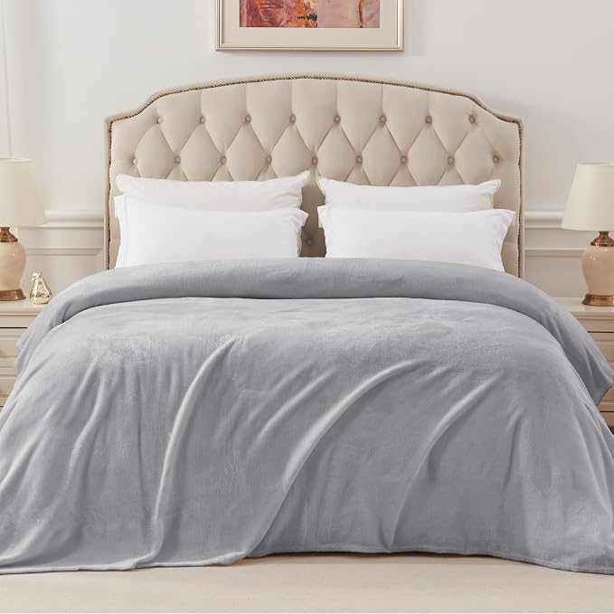 Exclusivo Mezcla Soft Fleece Blanket King Size for Bed, Light Grey | 104x90 Inches, Double-Sided Brushed Flannel, Lightweight Plush Cozy Blanket for Home Decor, All Season, Machine Washable