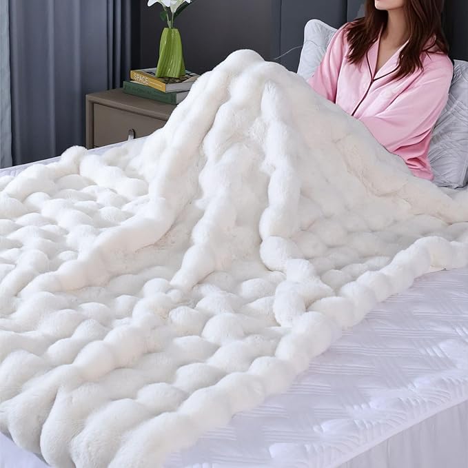 Cream Beige Faux Fur Throw Blanket for Couch, Snuggly Double-Sided Bubble Plush Blanket with Soft Flannel Back, Decorative Throw for Sofa or Bed, Machine Washable, 60 x 80, 860 GSM