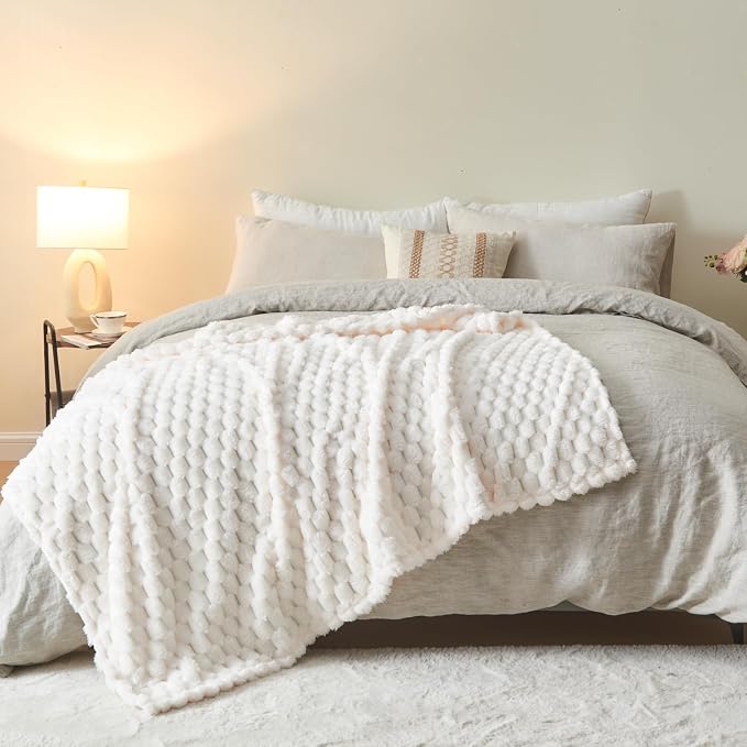 NEWCOSPLAY Fleece Clouds Cozy Throw Blanket for Couch, Ivory, 50"x60" | Premium Silky Flannel Blanket, Soft Lightweight Fluffy Throw Blanket for Bed Sofa Decor, Gift for All Season Use