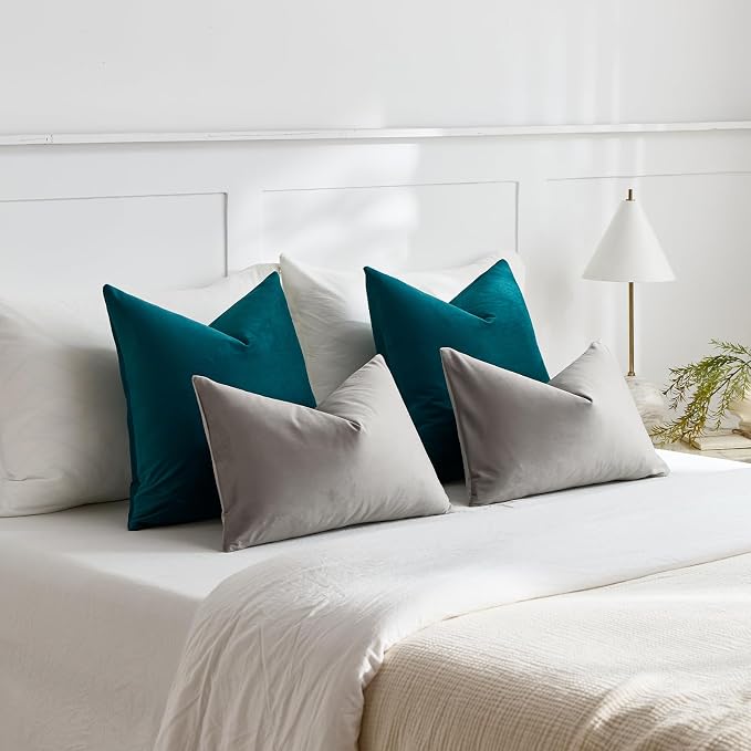 Throw Pillow Covers 22x22 Teal: Pack of 2 Cozy Soft Velvet Square Modern Luxury Decorative Throw Pillow Cases for Sofa Couch Living Room Bed Home Decor